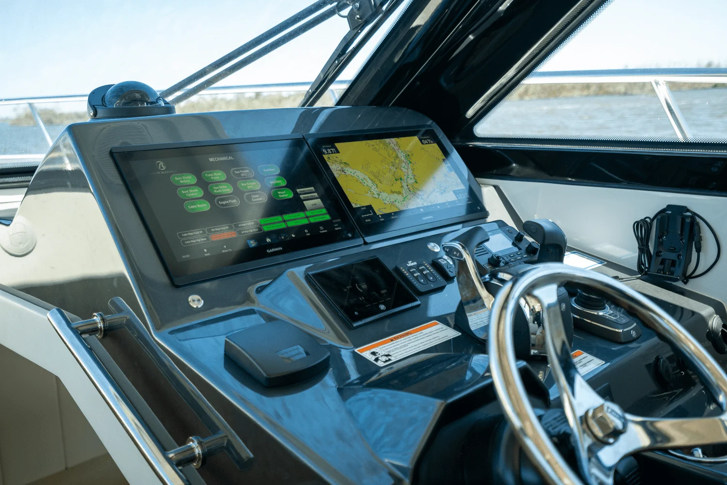 2021 Ocean Alexander 45 DIVERGENCE COUPE Image Thumbnail #26