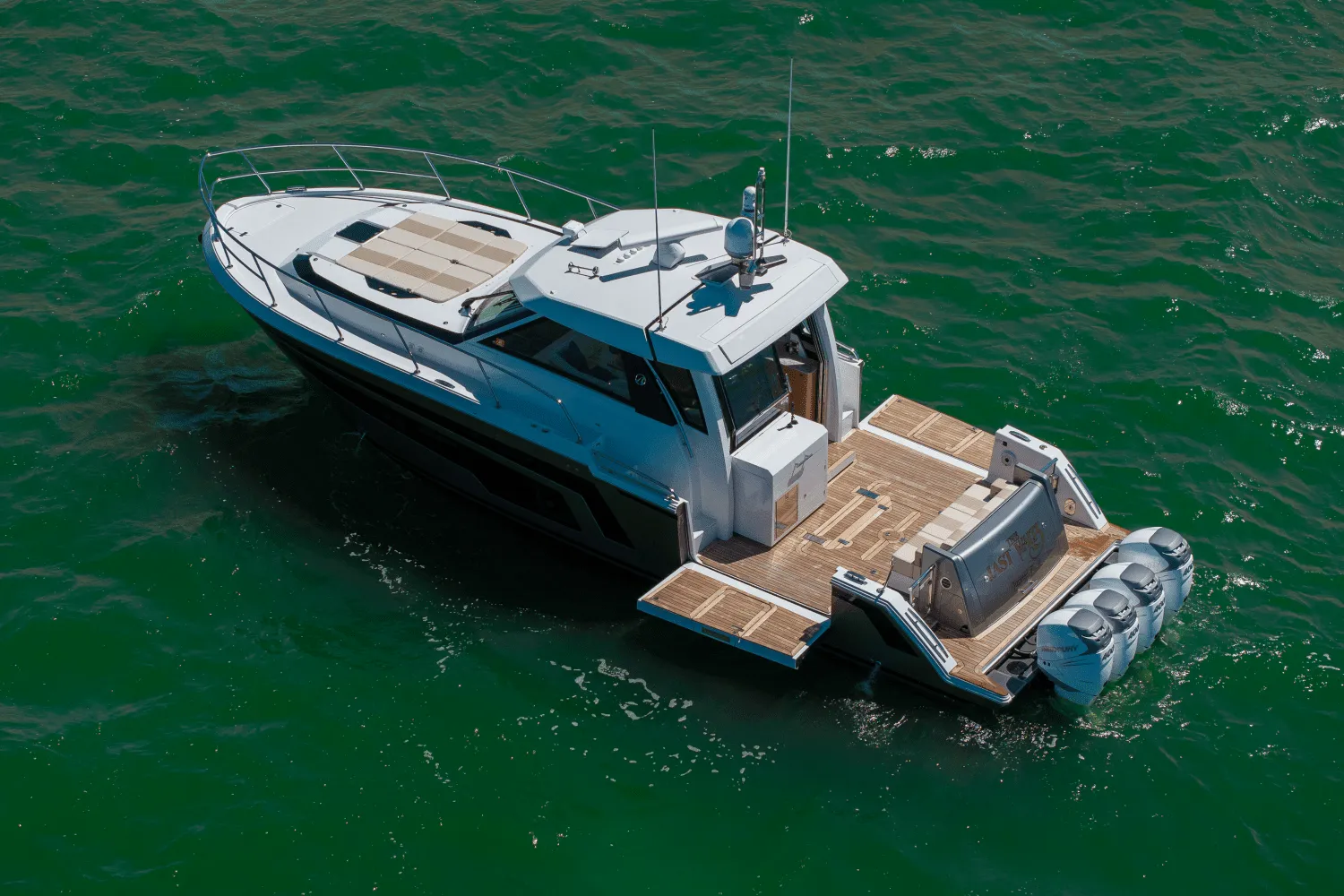 2021 Ocean Alexander 45 DIVERGENCE COUPE Image Thumbnail #8