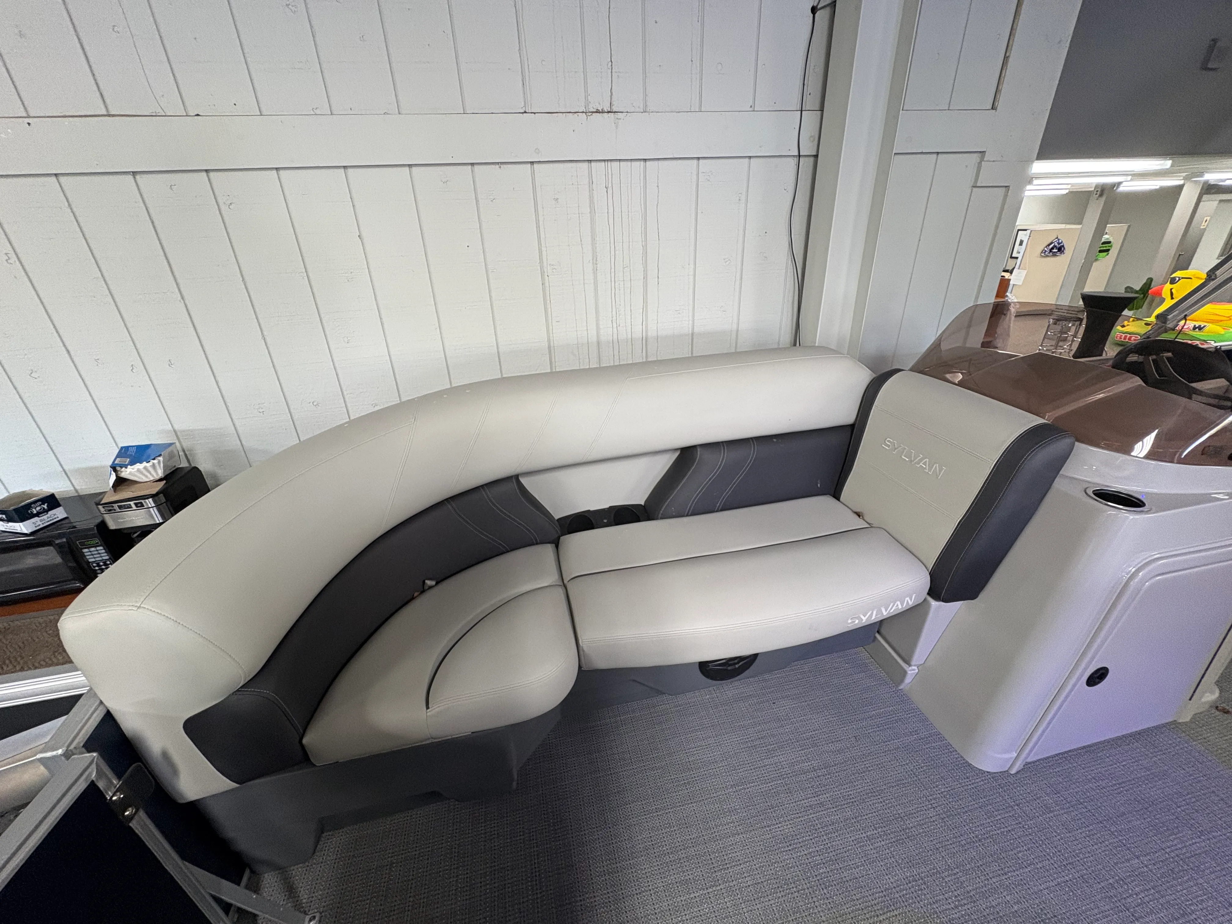 2025 Sylvan MIRAGE 820 Image Thumbnail #10