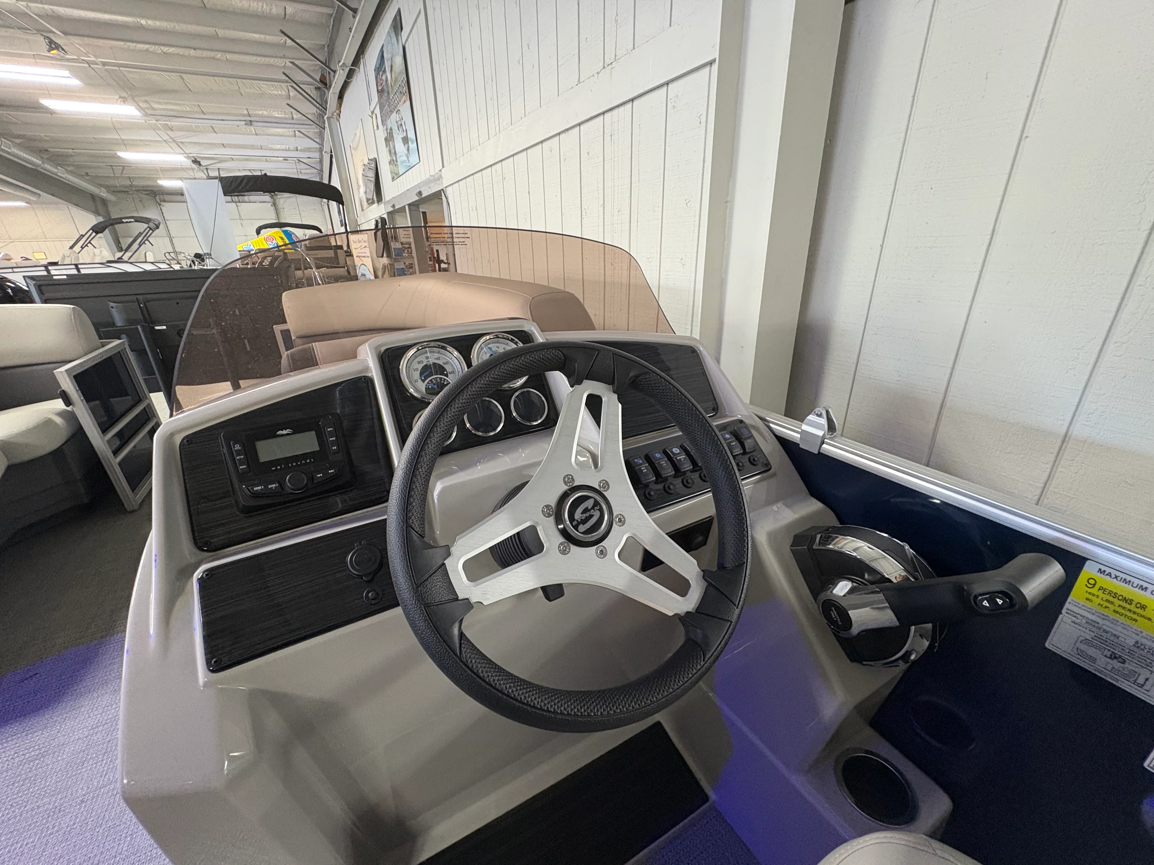 2025 Sylvan MIRAGE 820 Image Thumbnail #7