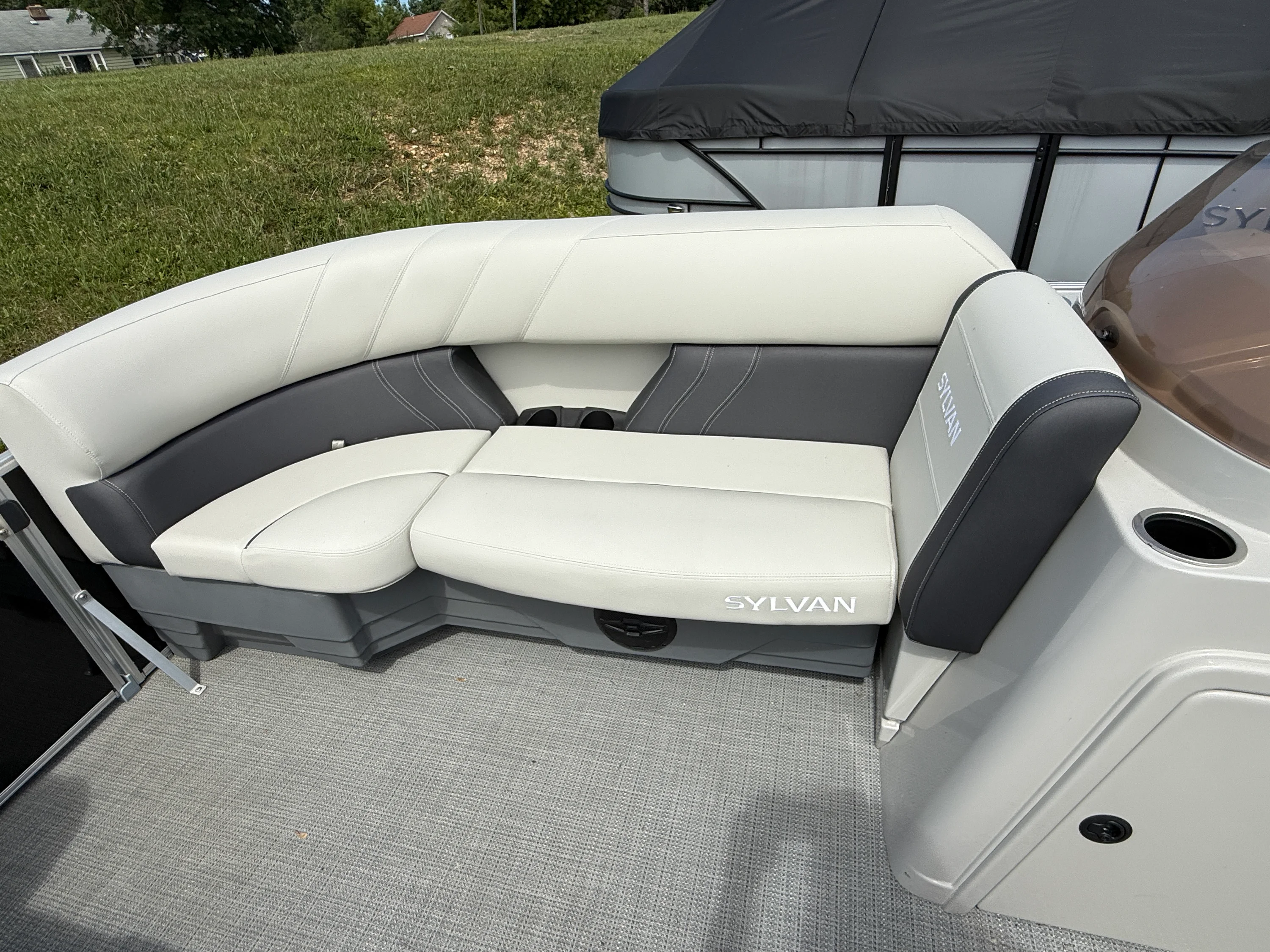 2025 Sylvan MIRAGE 820 Image Thumbnail #7