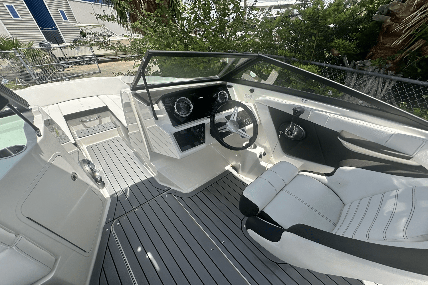 2019 Sea Ray 190 SPX Image Thumbnail #28