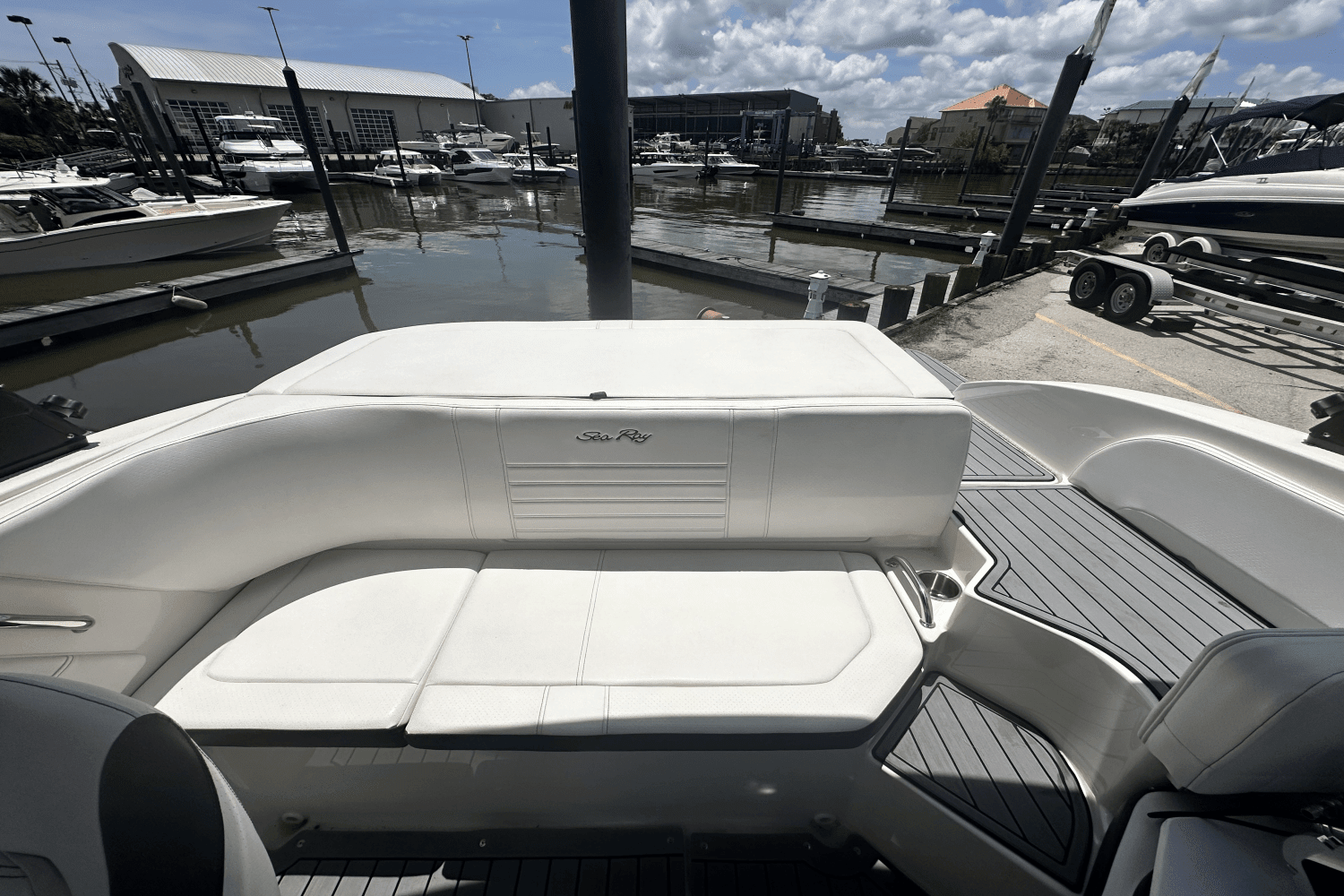 2019 Sea Ray 190 SPX Image Thumbnail #23