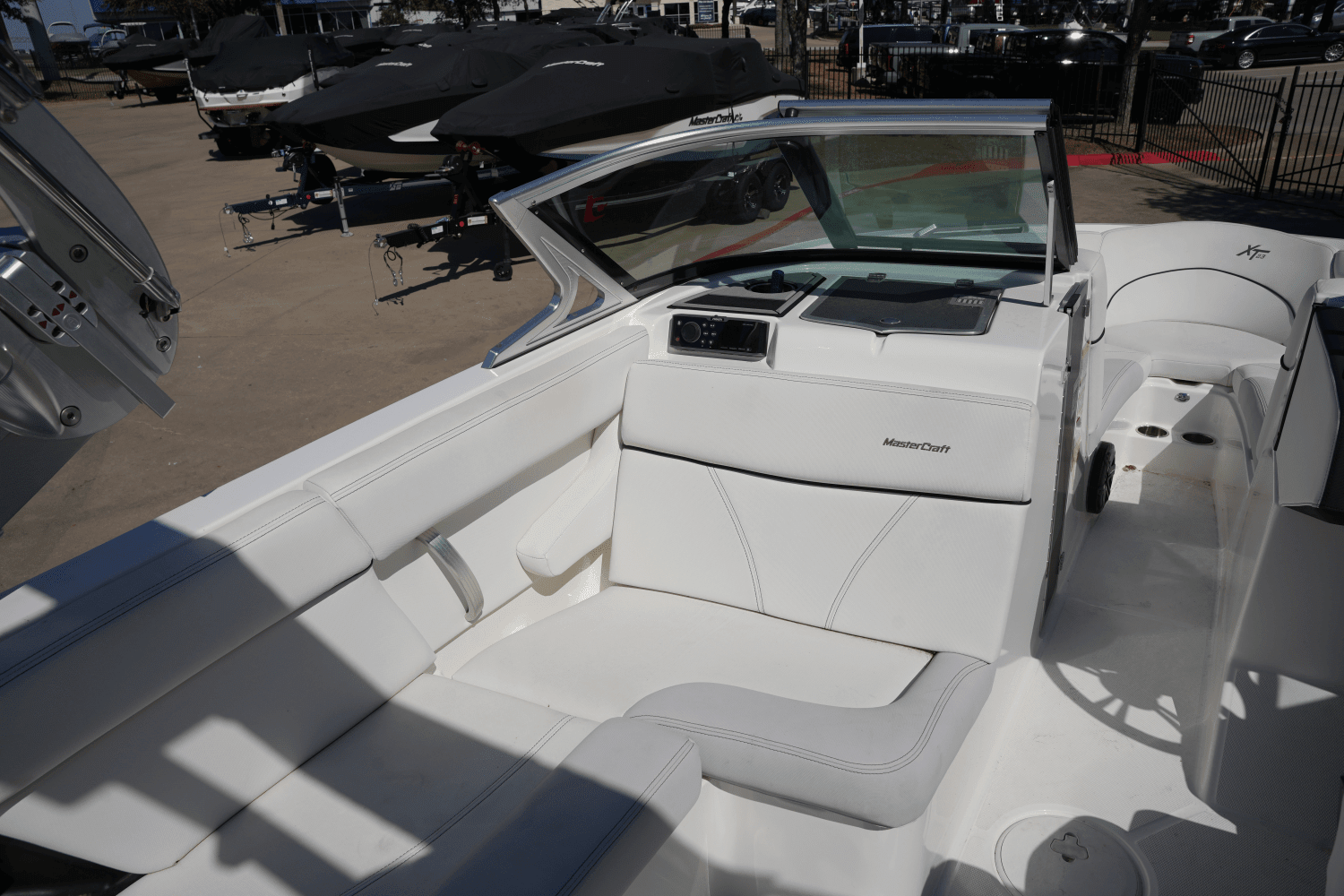 2017 Mastercraft XT-23 Image Thumbnail #18