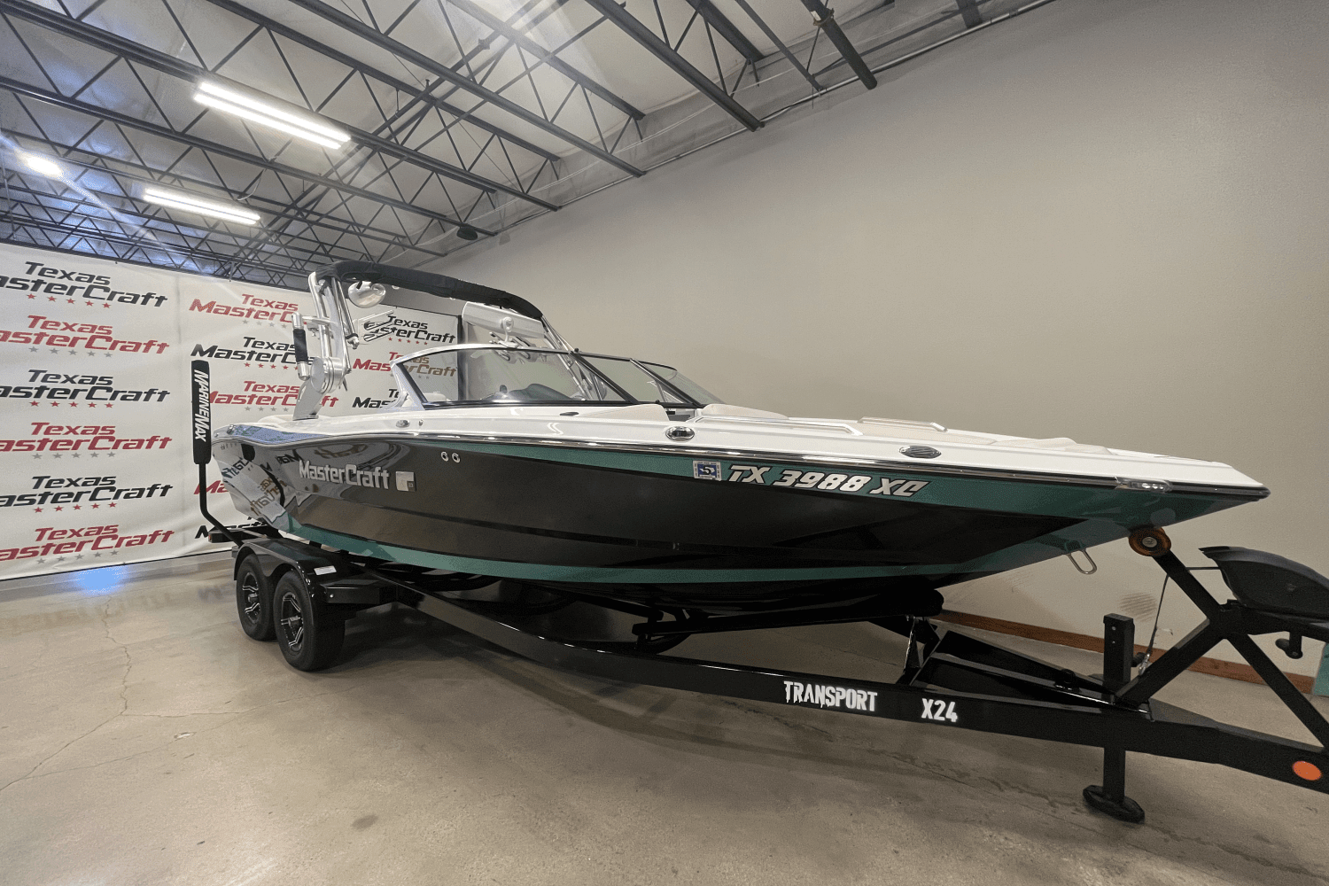 2017 Mastercraft XT-23 Image Thumbnail #1