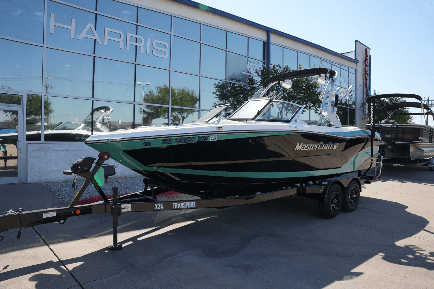 2017 Mastercraft XT-23 Image Thumbnail #1