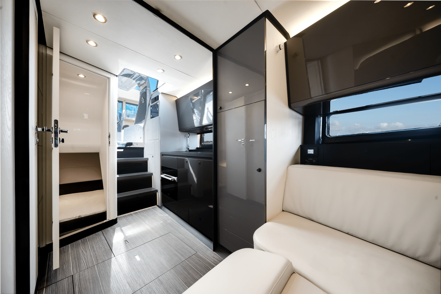 2026 Azimut Verve 42 Image Thumbnail #2