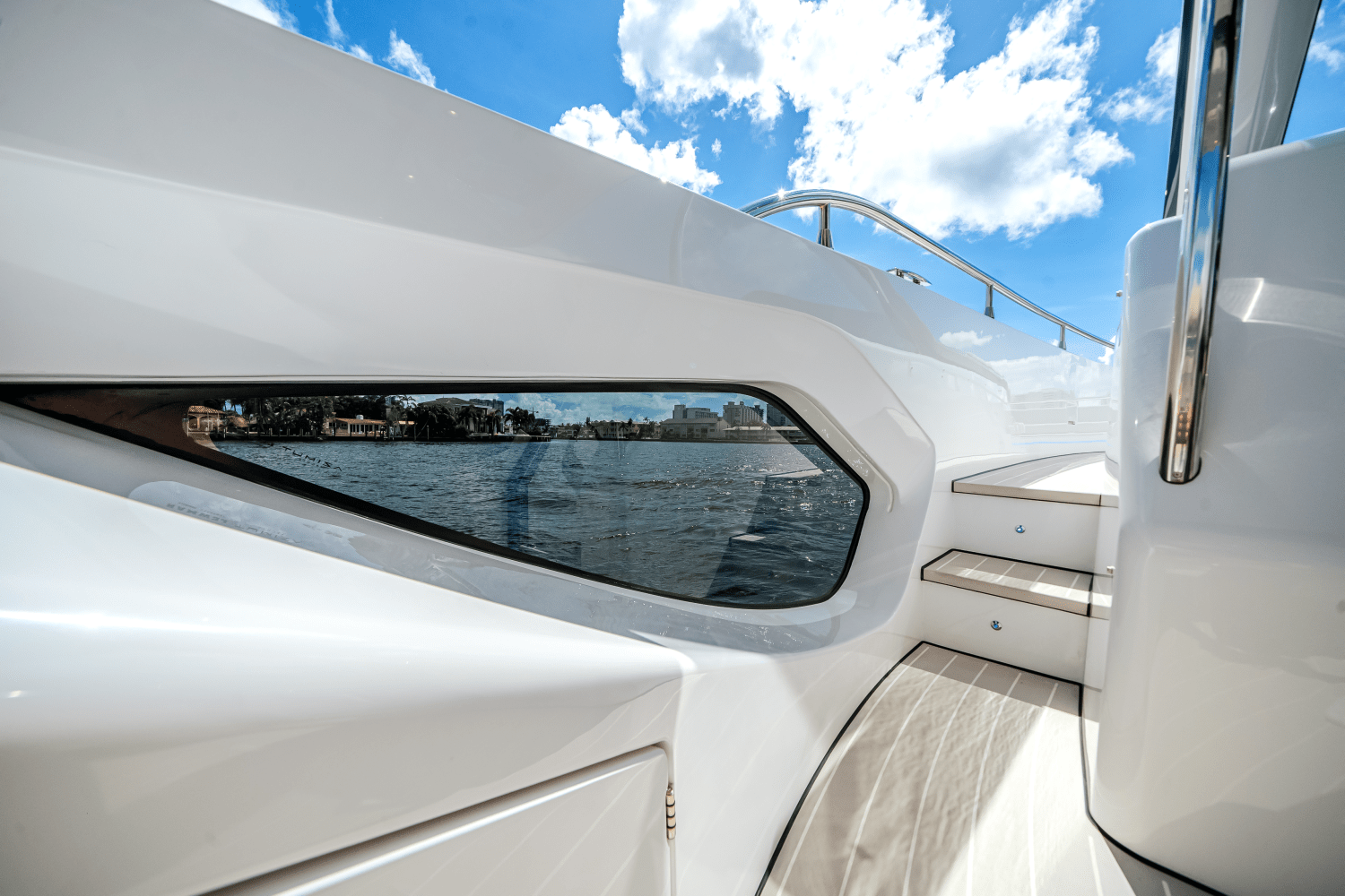 2026 Azimut Verve 42 Image Thumbnail #16