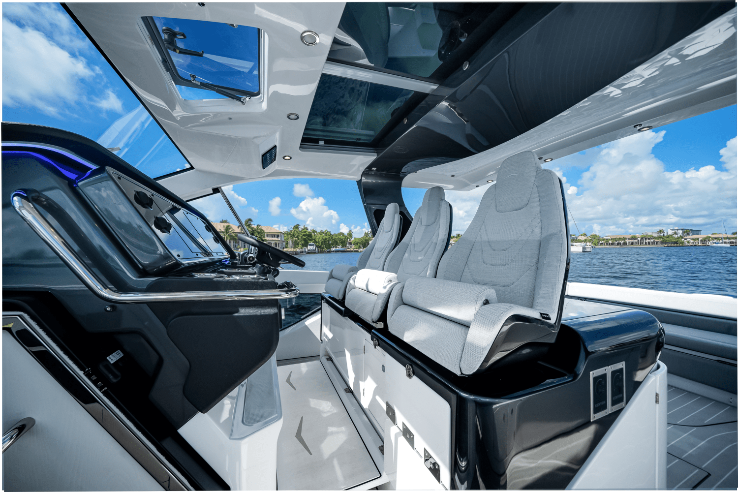 2026 Azimut Verve 42 Image Thumbnail #12