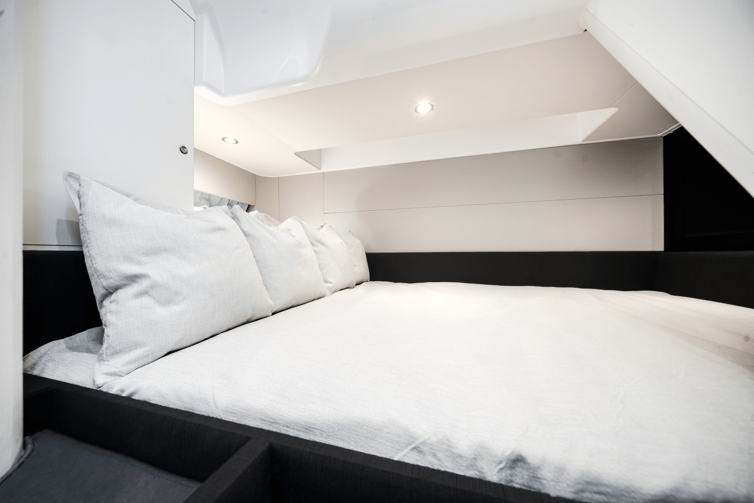 2026 Azimut Verve 42 Image Thumbnail #27