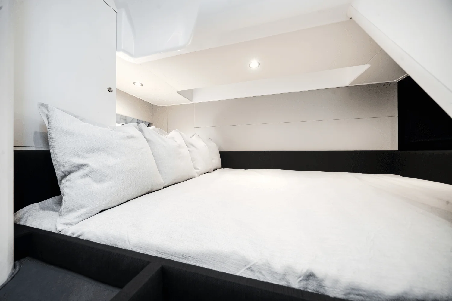 2026 Azimut Verve 42 Image Thumbnail #27