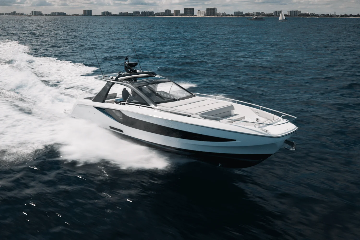 2026 Azimut Verve 42 Image Thumbnail #5