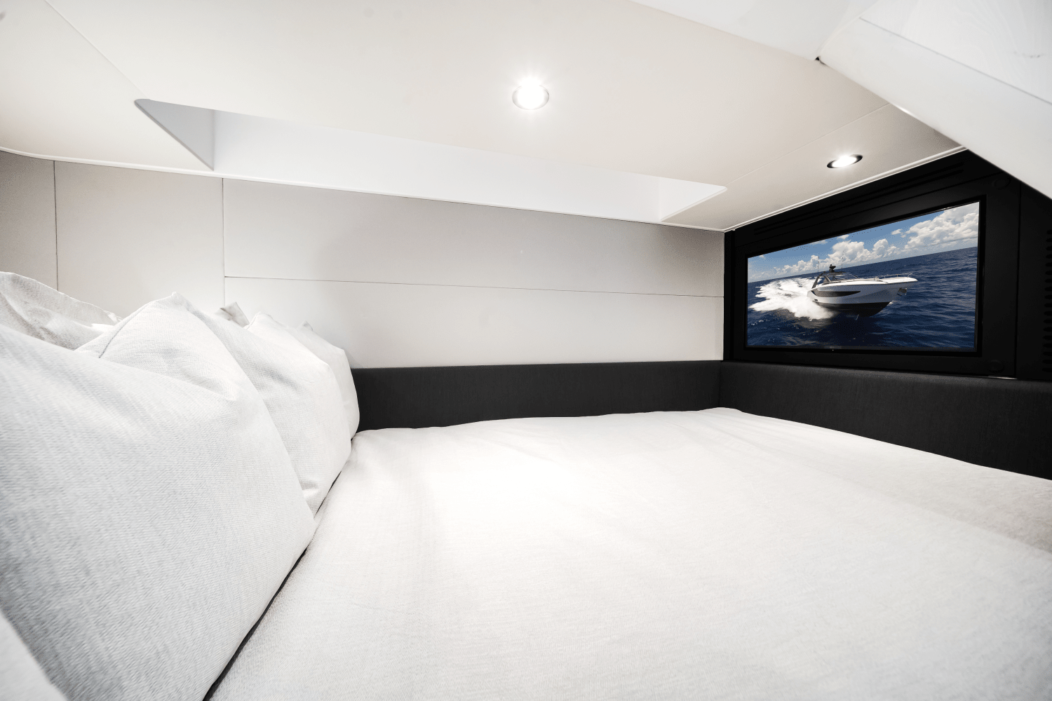 2026 Azimut Verve 42 Image Thumbnail #8