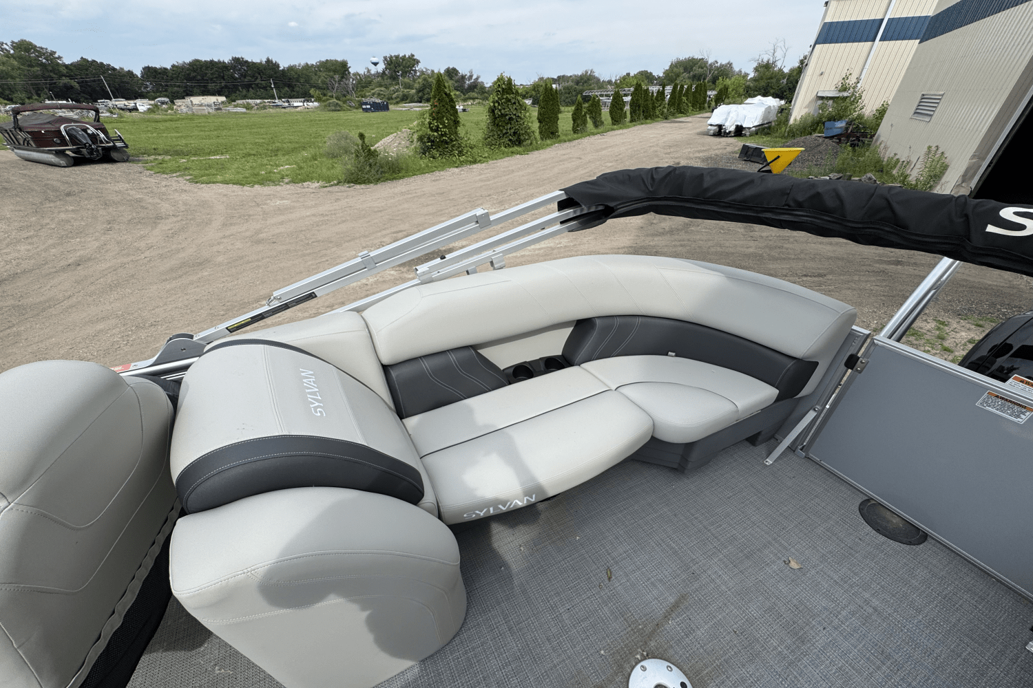 2025 Sylvan MIRAGE 8522 Image Thumbnail #9