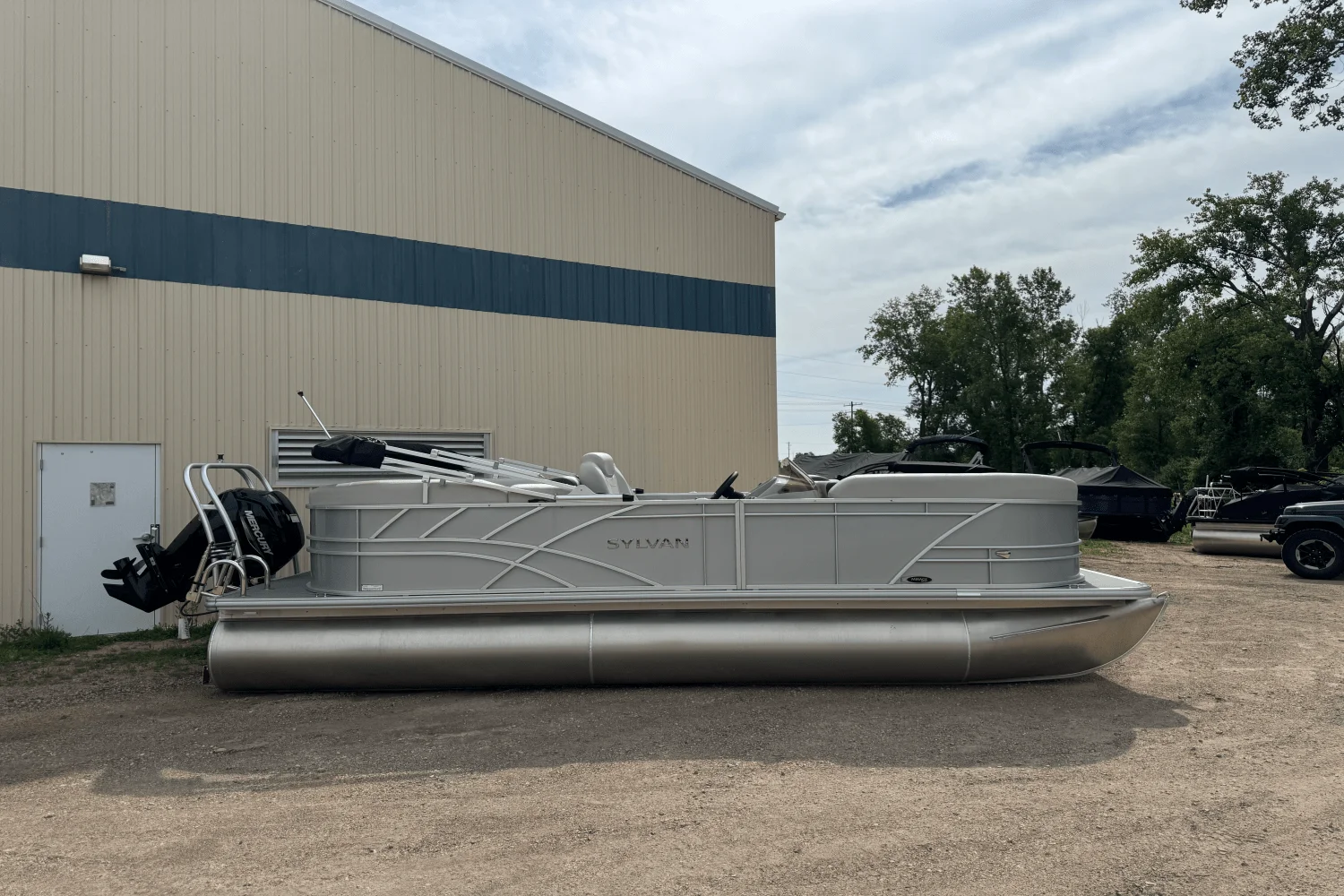 2025 Sylvan MIRAGE 8522 Image Thumbnail #3