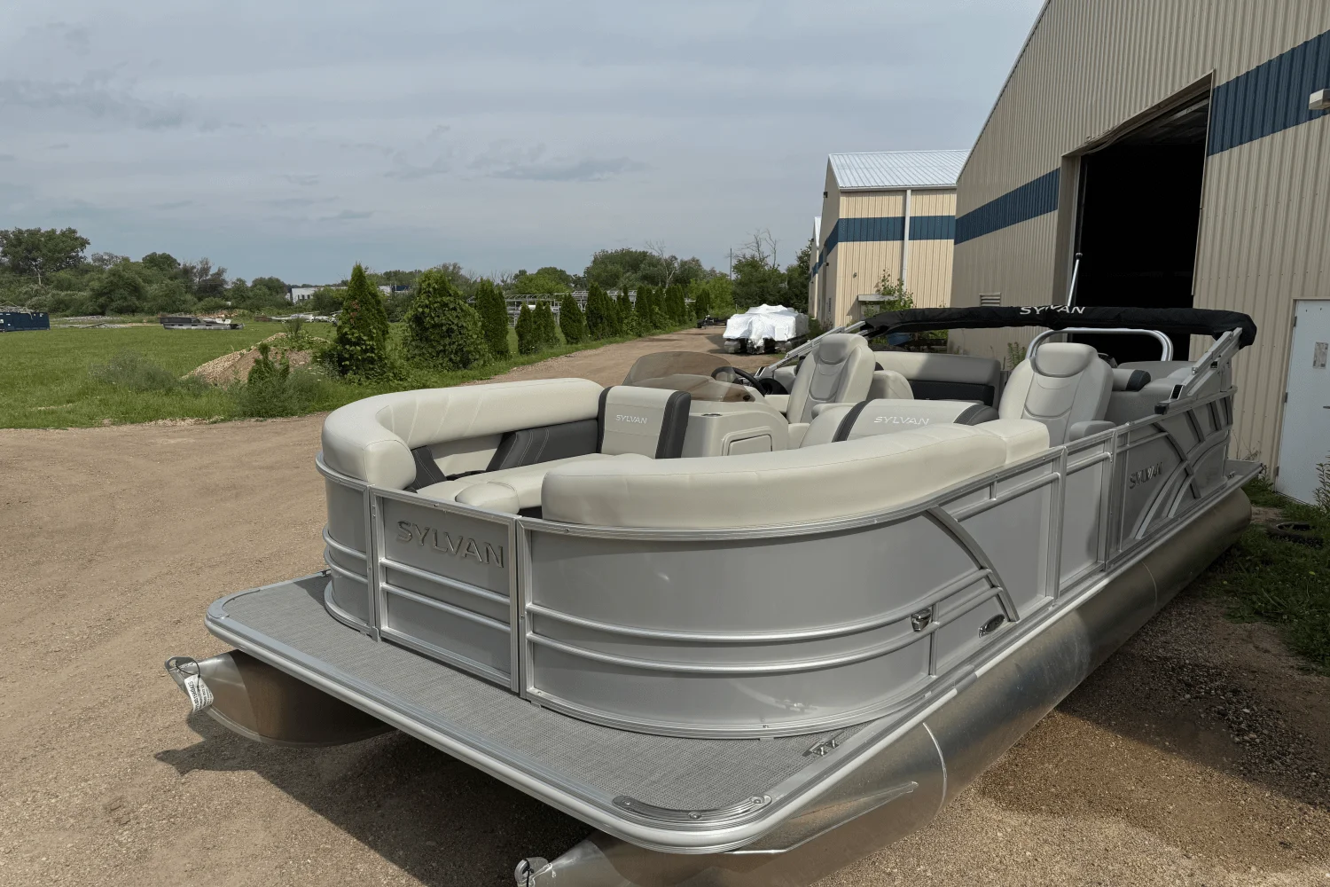 2025 Sylvan MIRAGE 8522 Image Thumbnail #2