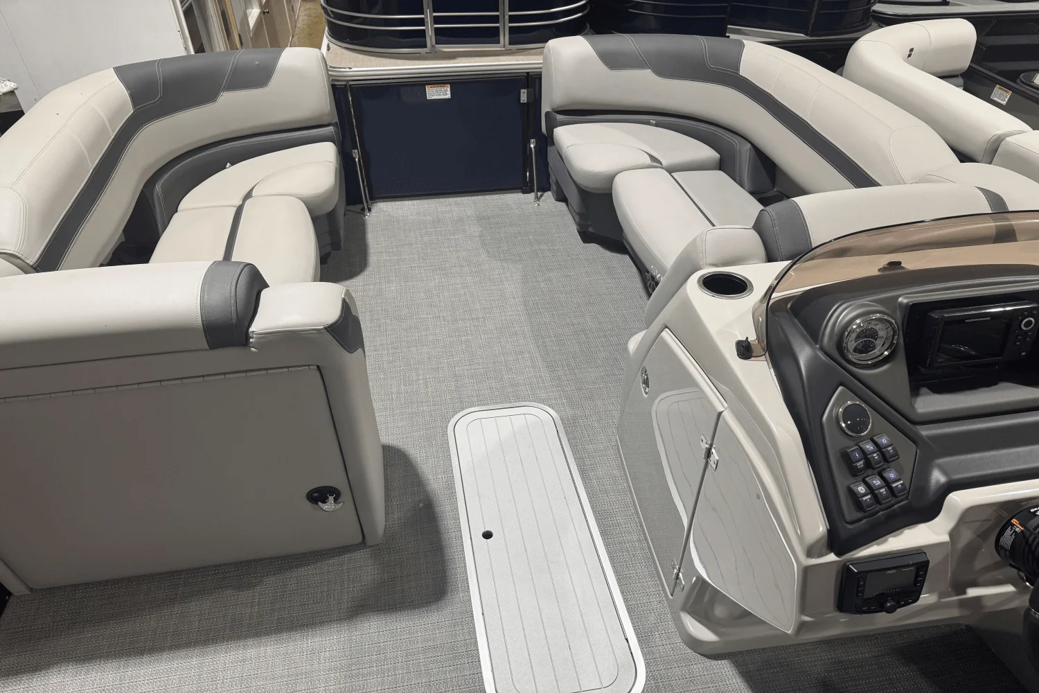 2025 Sylvan L5 Image Thumbnail #1