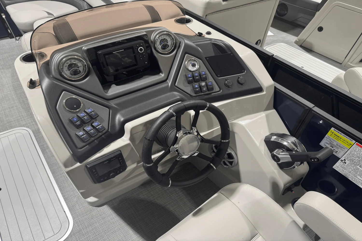 2025 Sylvan L5 Image Thumbnail #2