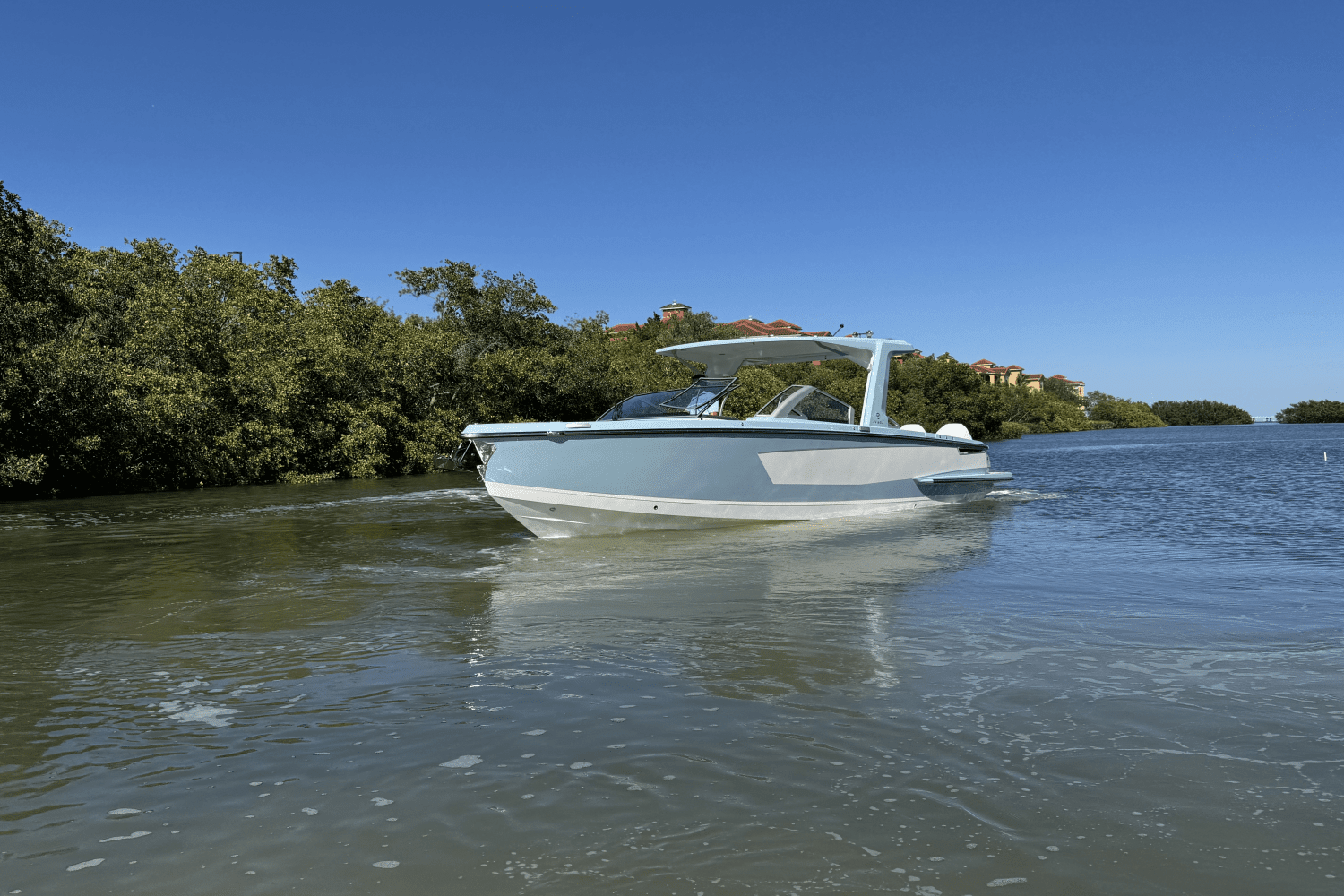 2024 Aviara AV32 Outboard Image Thumbnail #10