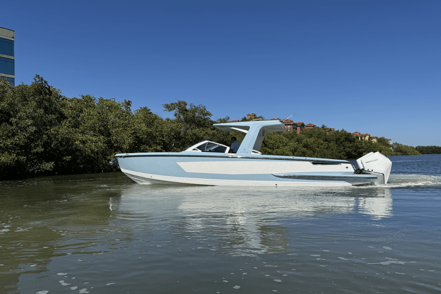 2024 Aviara AV32 Outboard Image Thumbnail #8