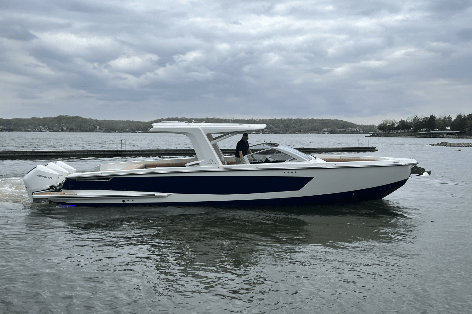 2024 Aviara AV36 Outboard Image Thumbnail #3