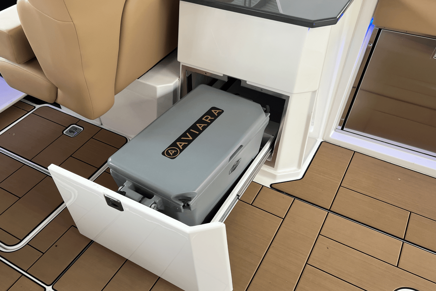 2024 Aviara AV36 Outboard Image Thumbnail #29