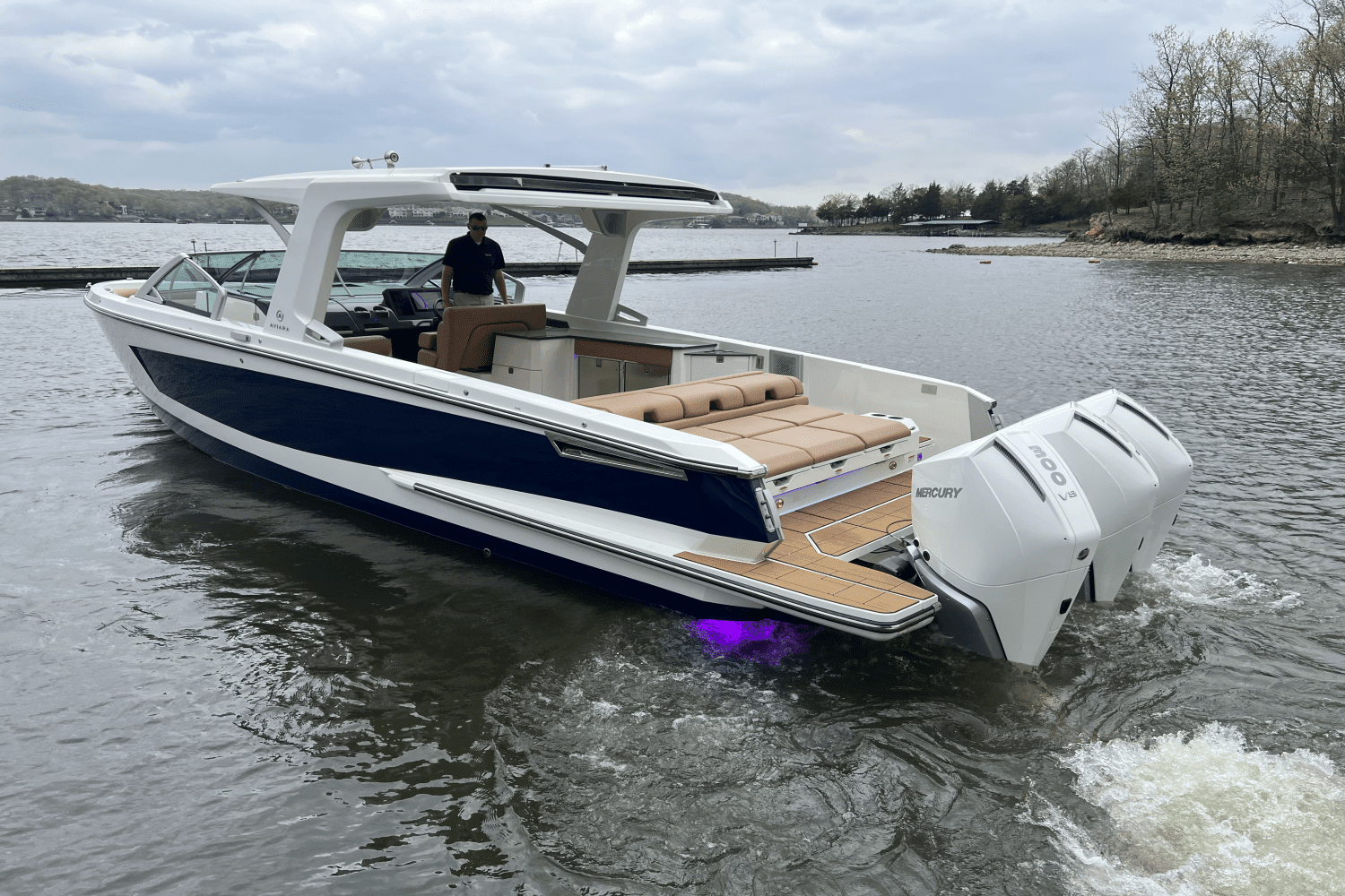 2024 Aviara AV36 Outboard Image Thumbnail #2