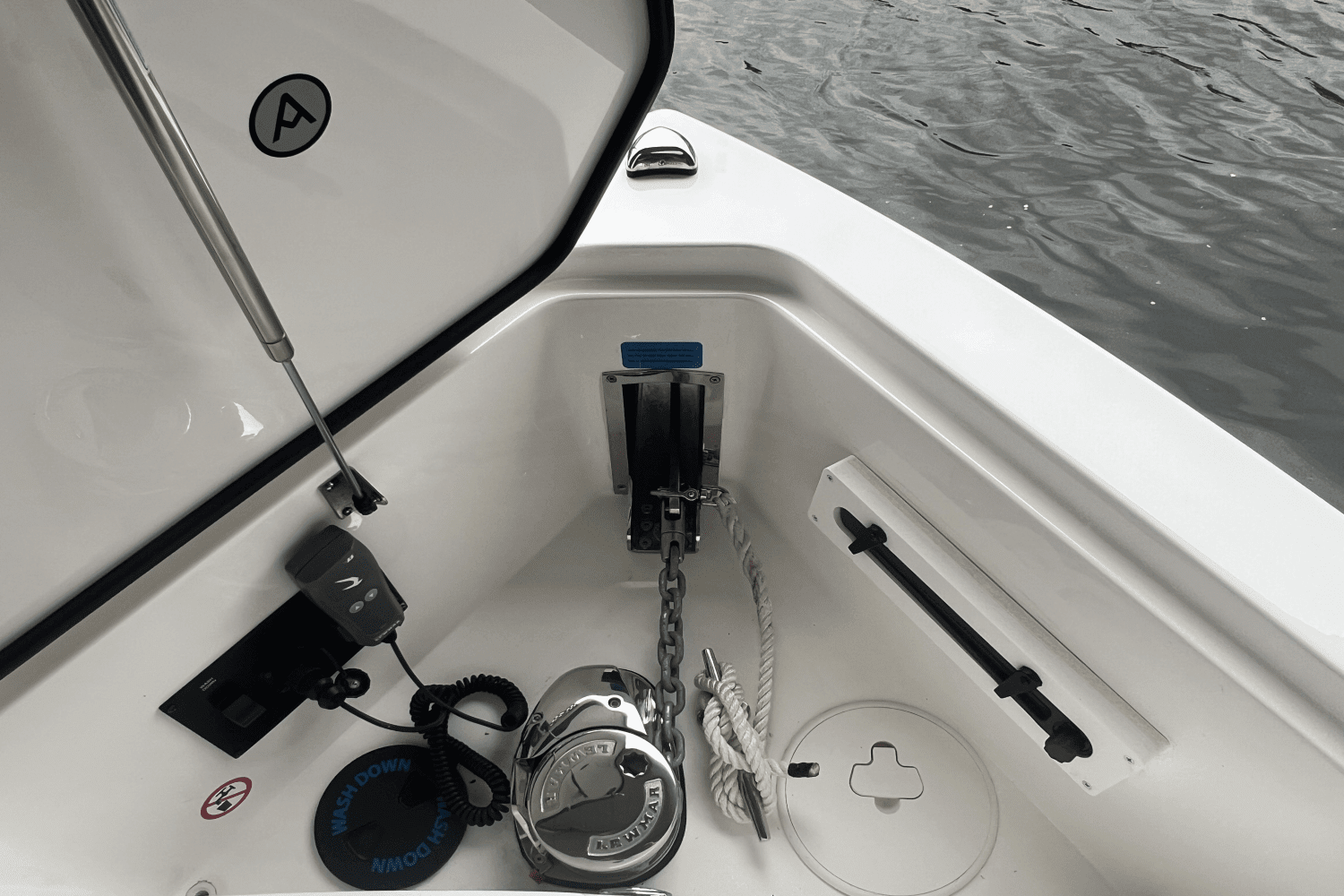 2024 Aviara AV36 Outboard Image Thumbnail #33