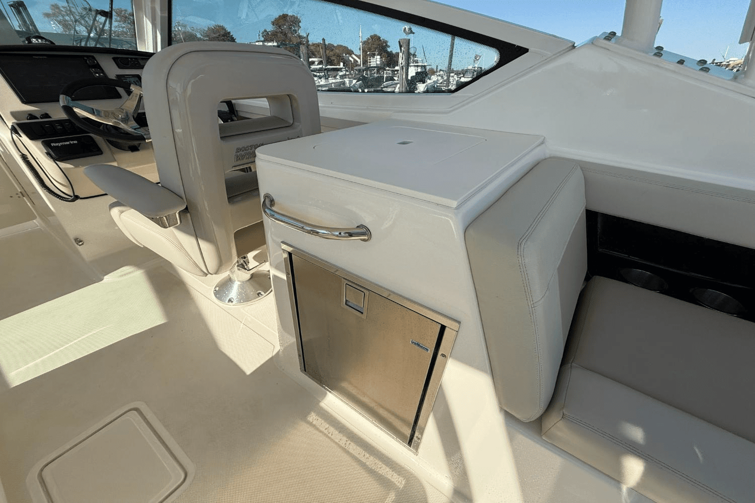 2021 Boston Whaler 280 VAN Image Thumbnail #36