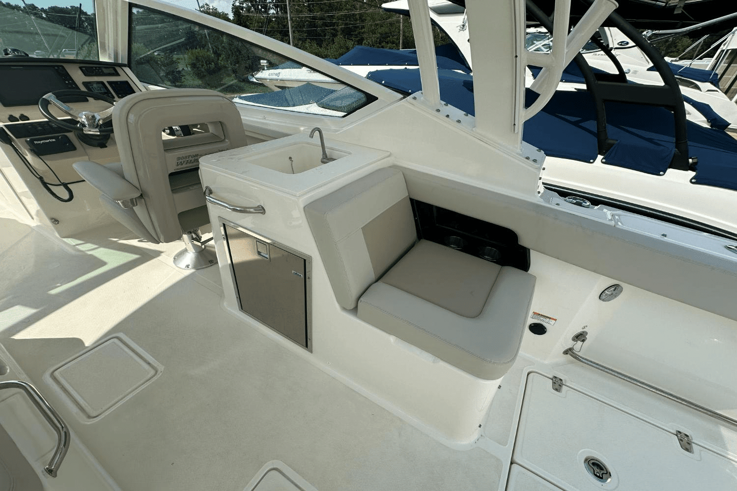 2021 Boston Whaler 280 VAN Image Thumbnail #6