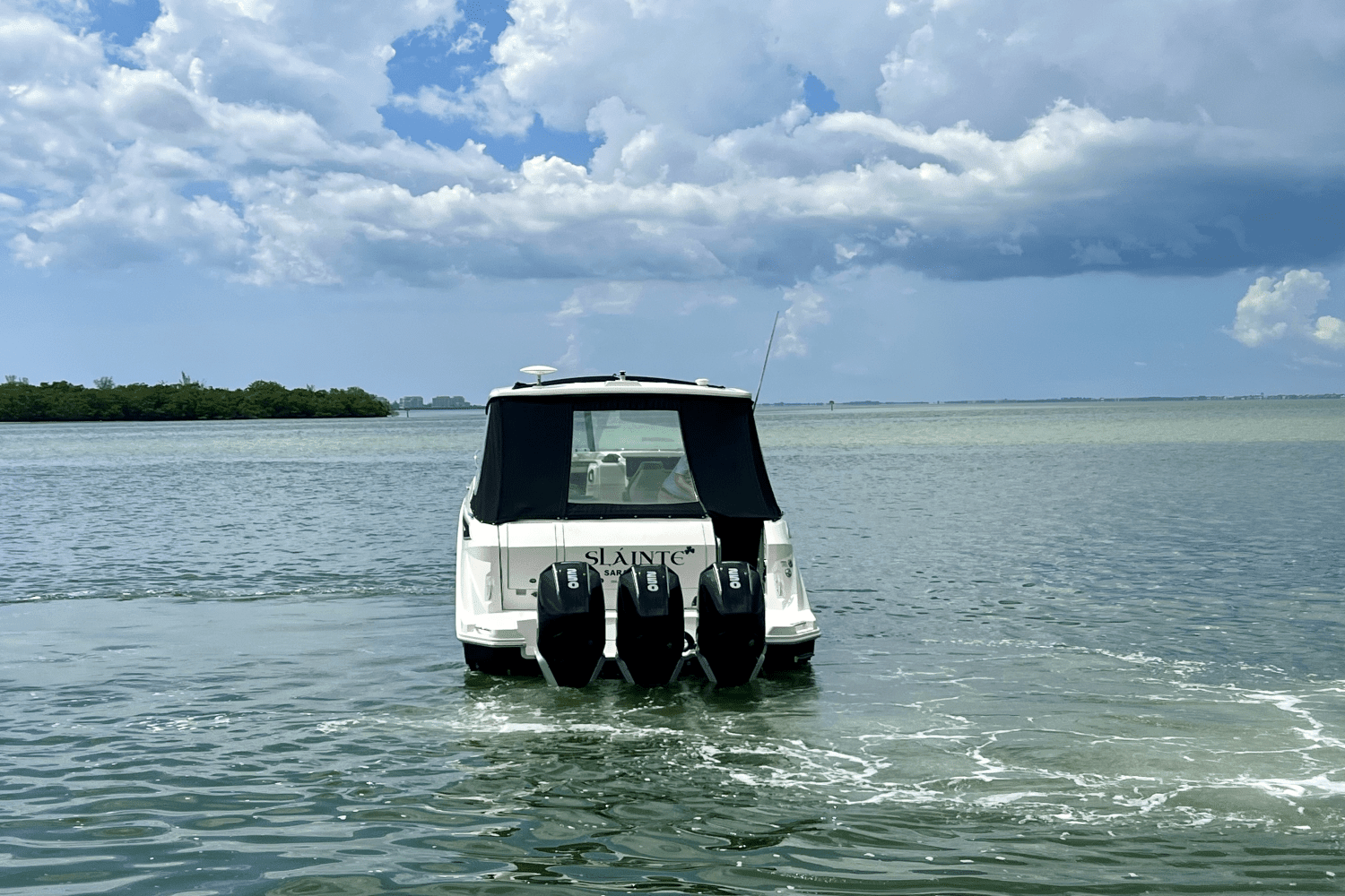 2022 Sea Ray 320 SUNDANCER OUTBOARD Image Thumbnail #16