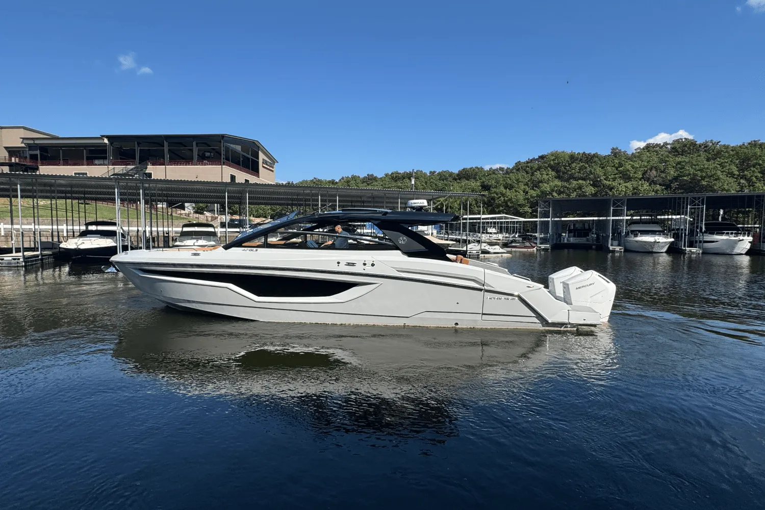 2025 Cruisers Yachts 42 GLS Outboard Image Thumbnail #0