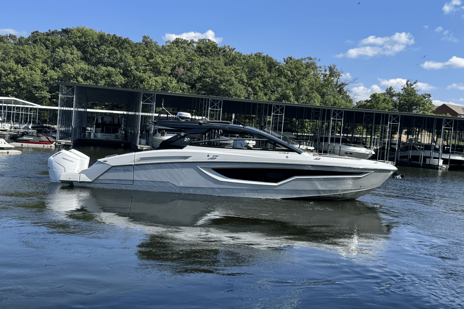 2025 Cruisers Yachts 42 GLS Outboard Image Thumbnail #2
