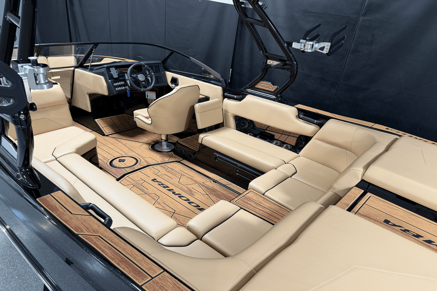 2025 Moomba Max Image Thumbnail #13