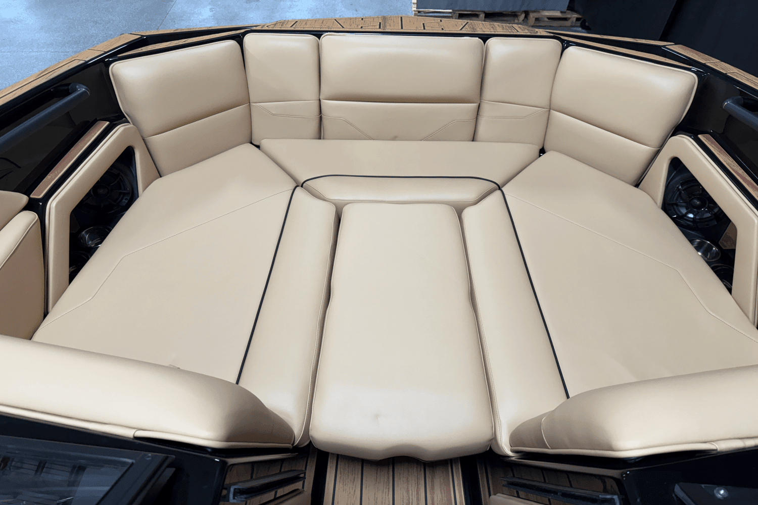 2025 Moomba Max Image Thumbnail #88