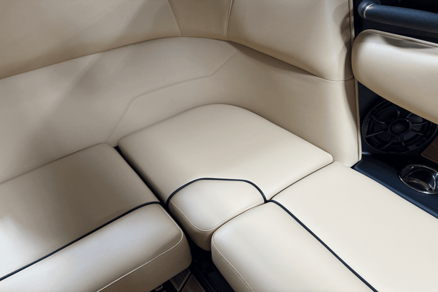 2025 Moomba Max Image Thumbnail #46