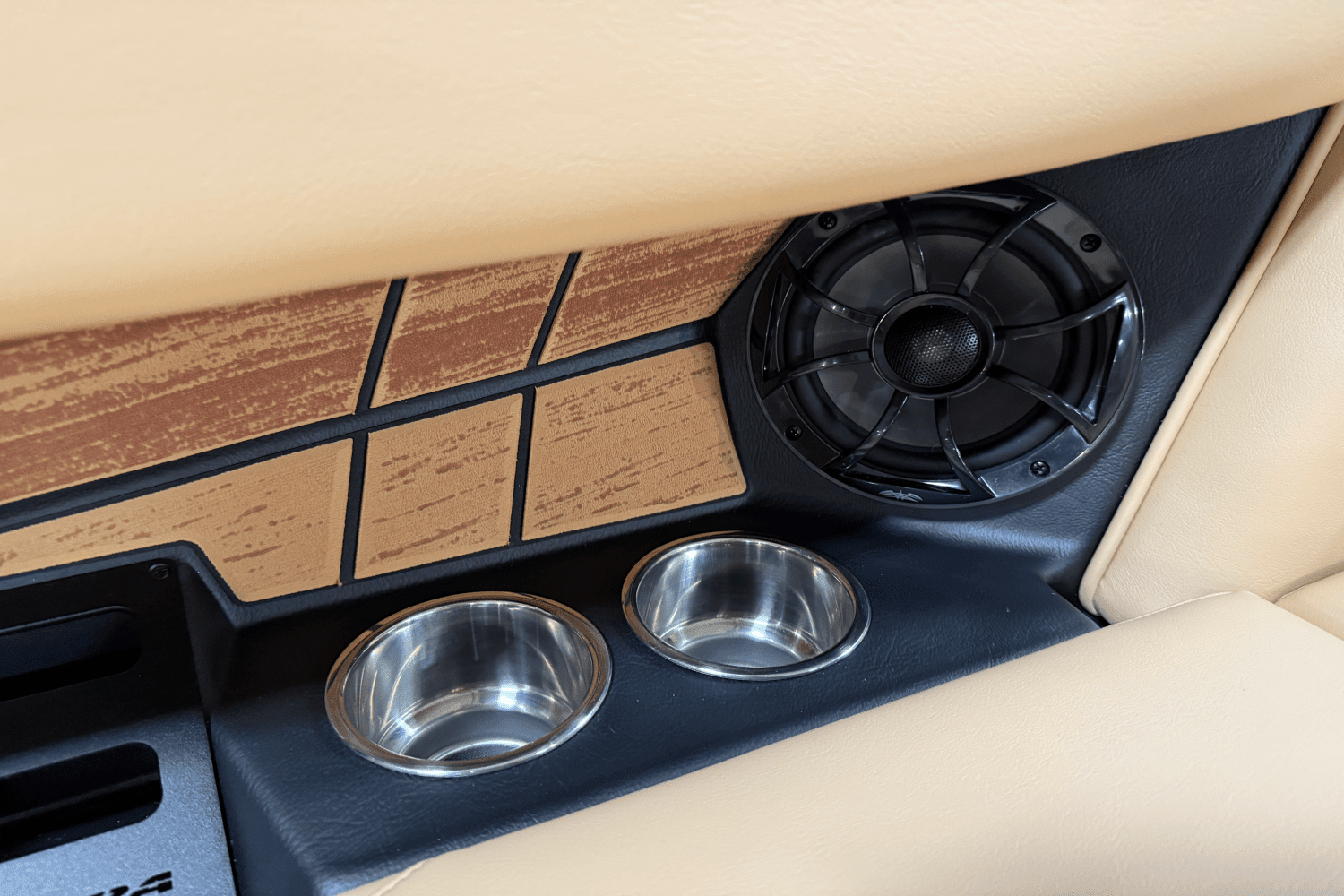 2025 Moomba Max Image Thumbnail #39