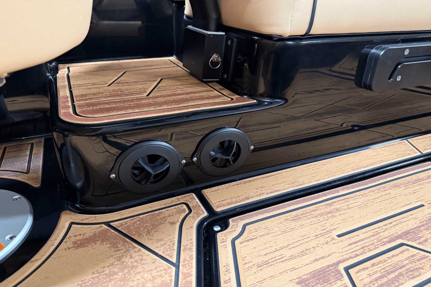 2025 Moomba Max Image Thumbnail #43