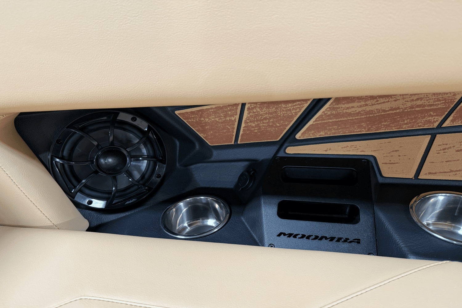 2025 Moomba Max Image Thumbnail #40