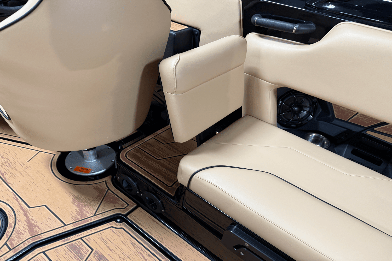 2025 Moomba Max Image Thumbnail #42