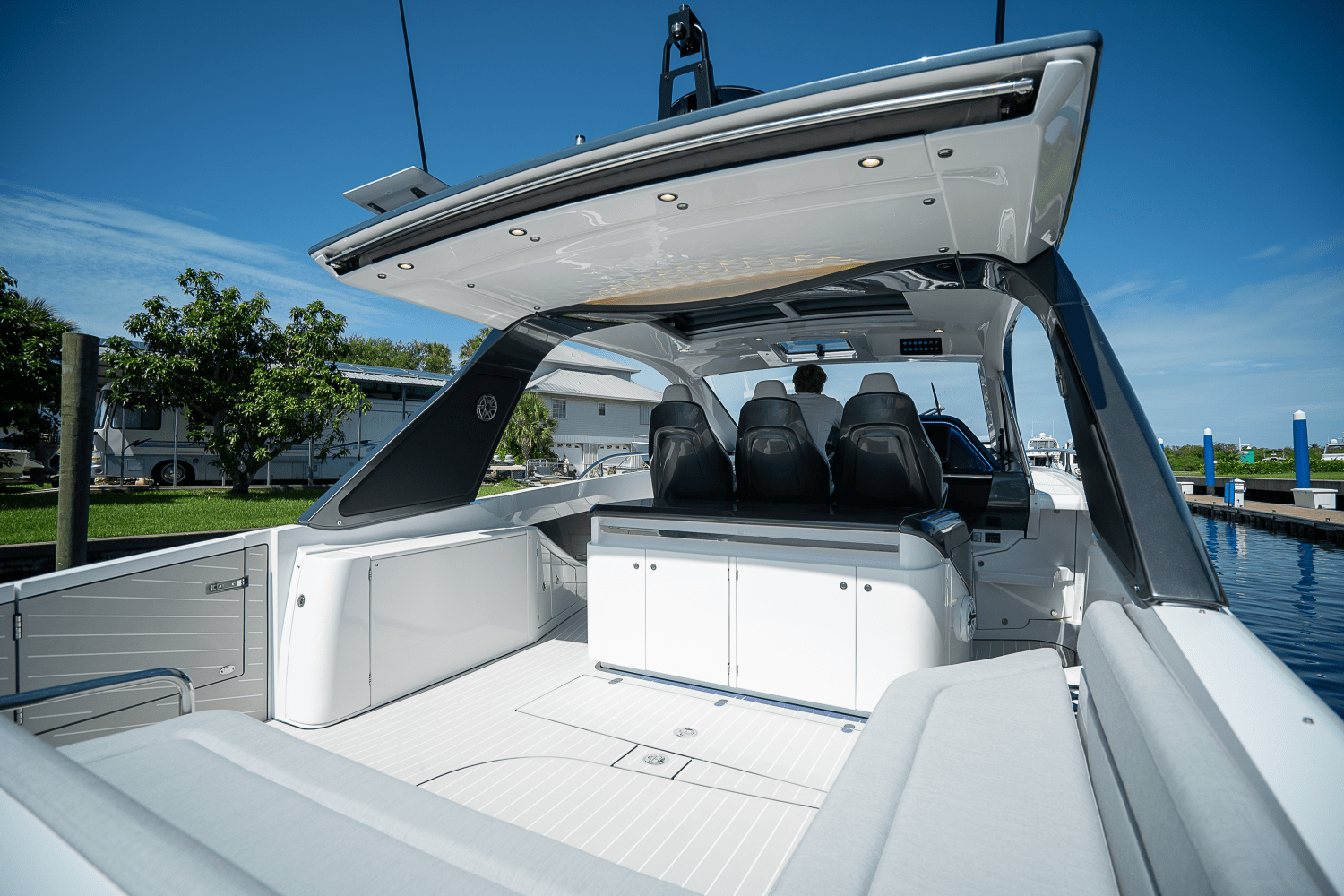 2026 Azimut Verve 42 Image Thumbnail #6