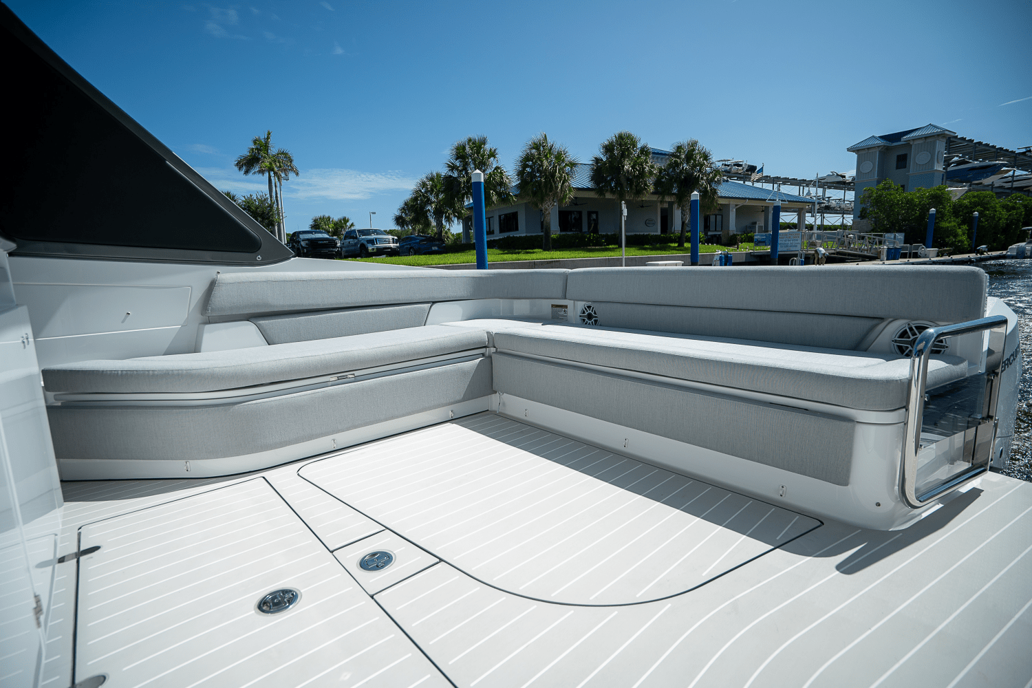2026 Azimut Verve 42 Image Thumbnail #7