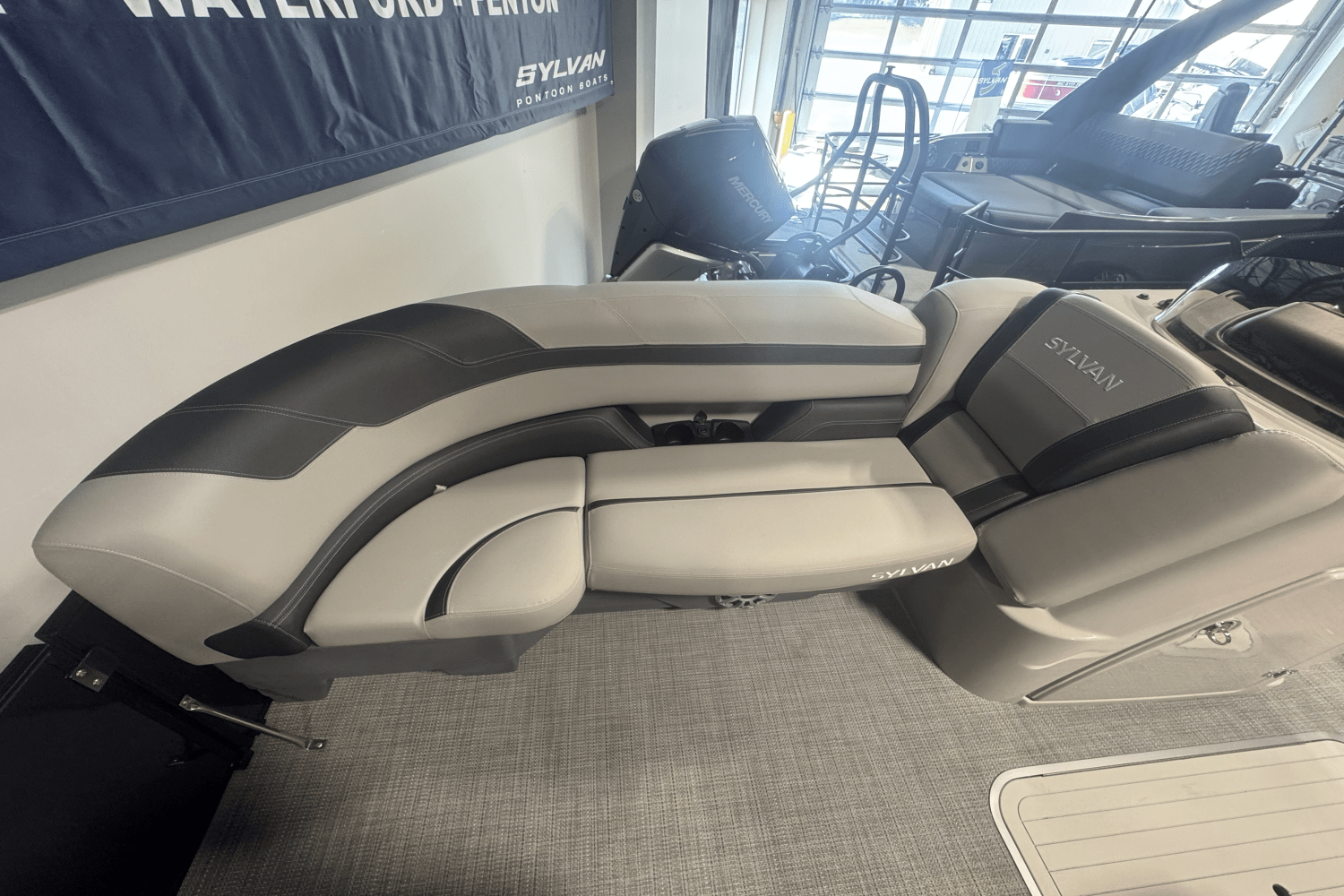 2025 Sylvan L5 Image Thumbnail #8