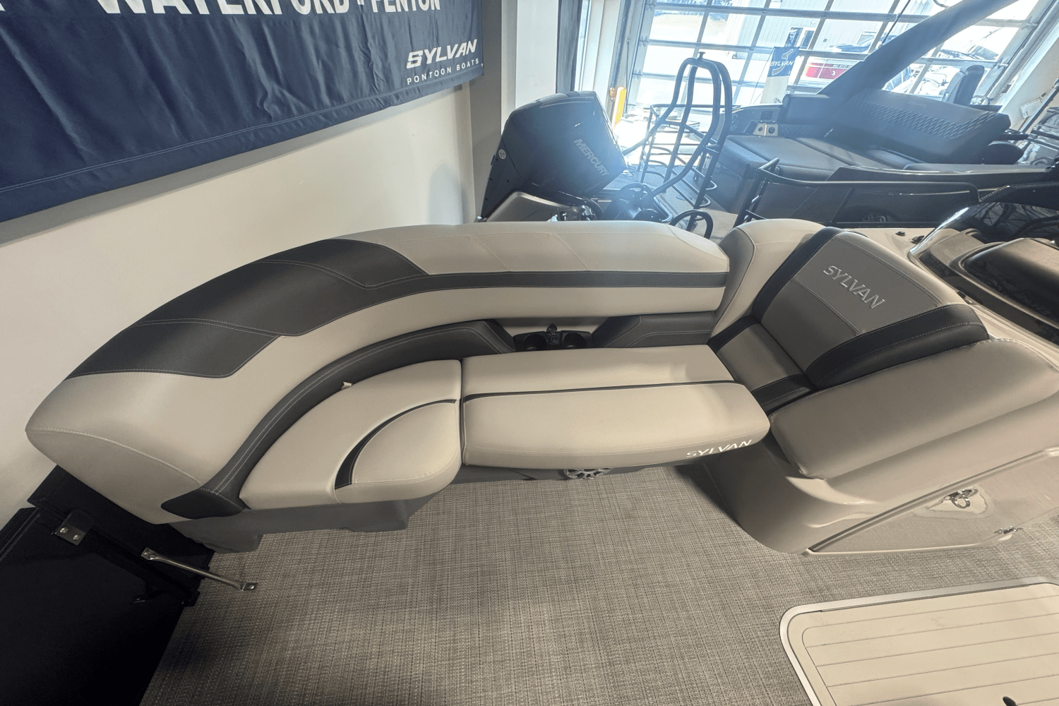 2025 Sylvan L5 Image Thumbnail #8