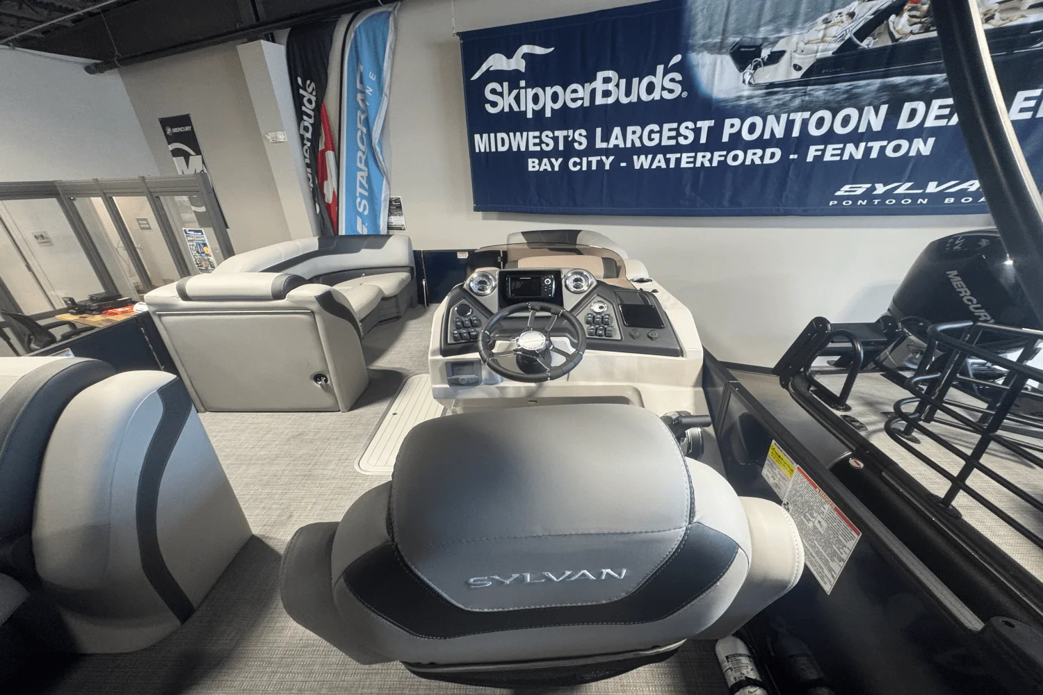 2025 Sylvan L5 Image Thumbnail #9