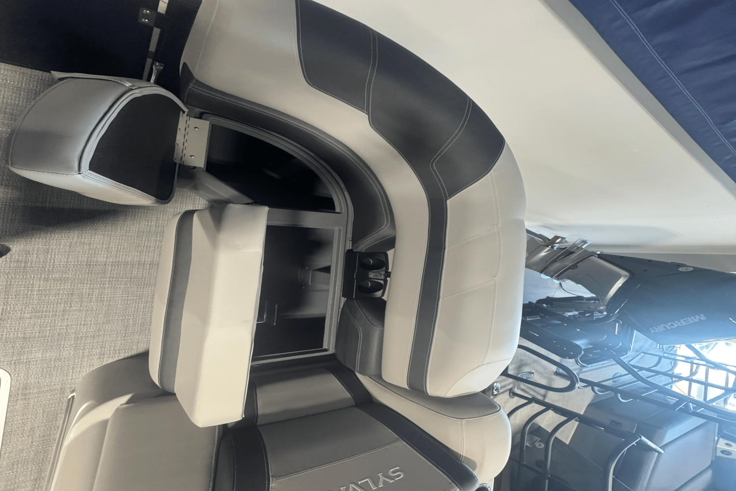 2025 Sylvan L5 Image Thumbnail #19