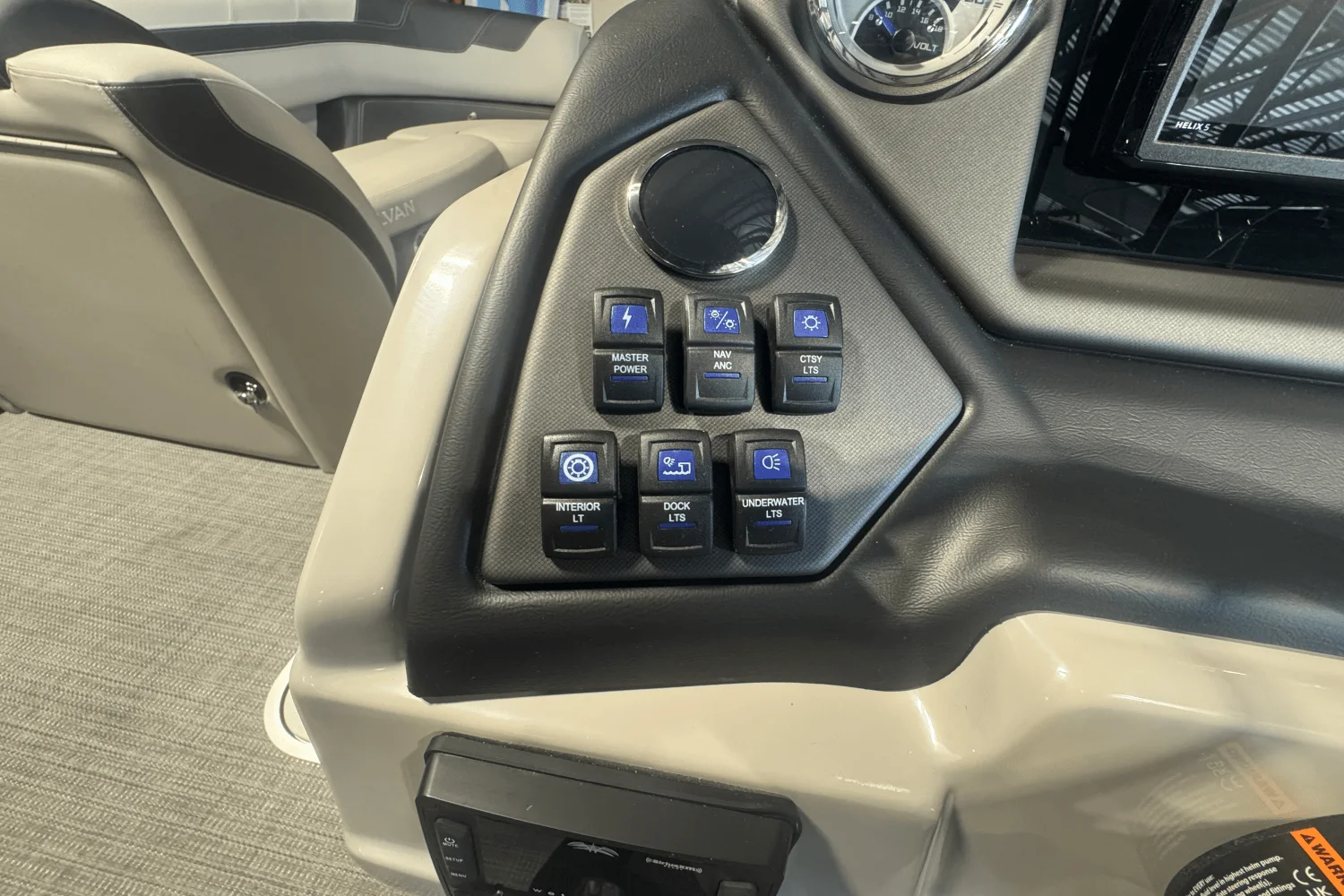 2025 Sylvan L5 Image Thumbnail #13