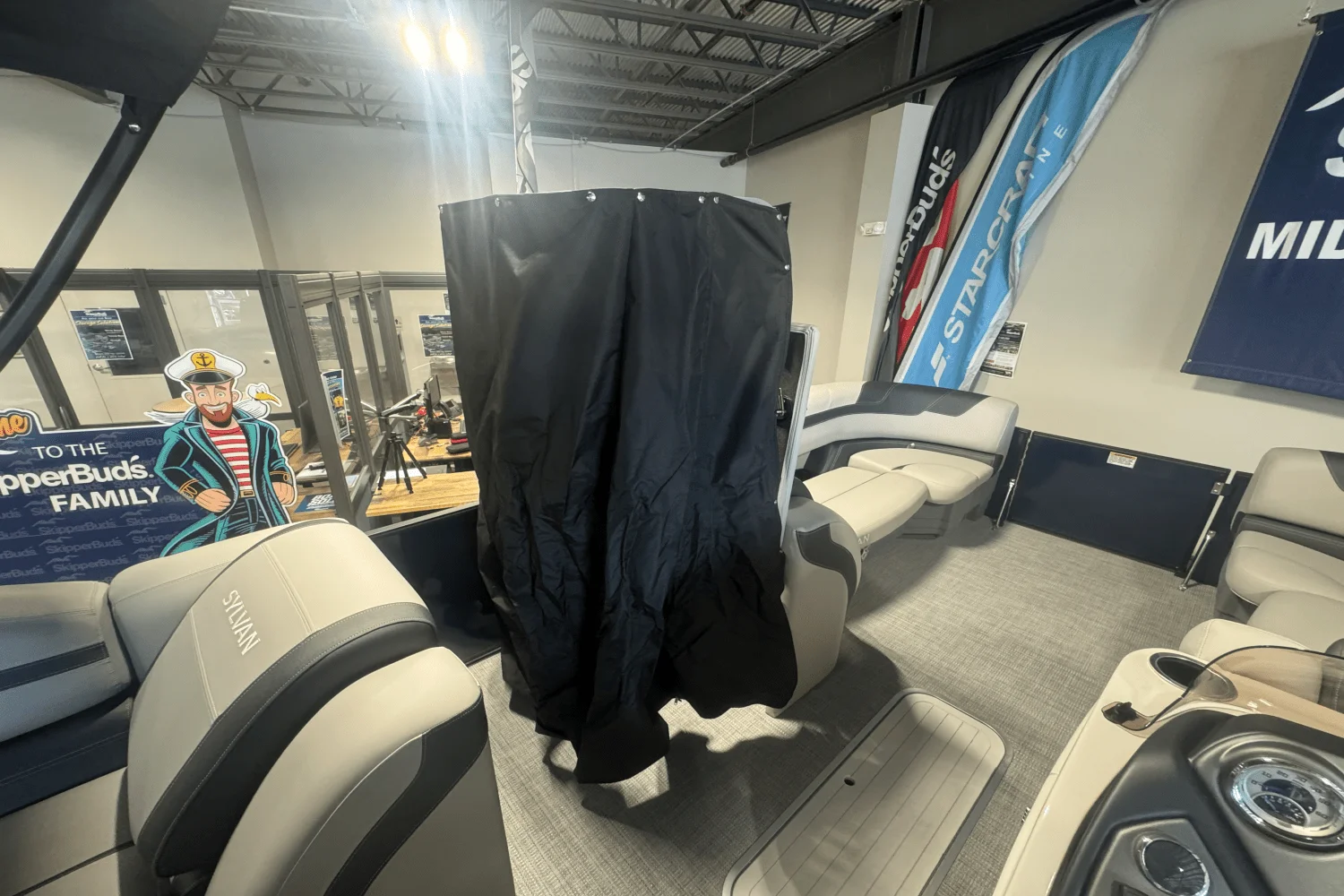 2025 Sylvan L5 Image Thumbnail #17