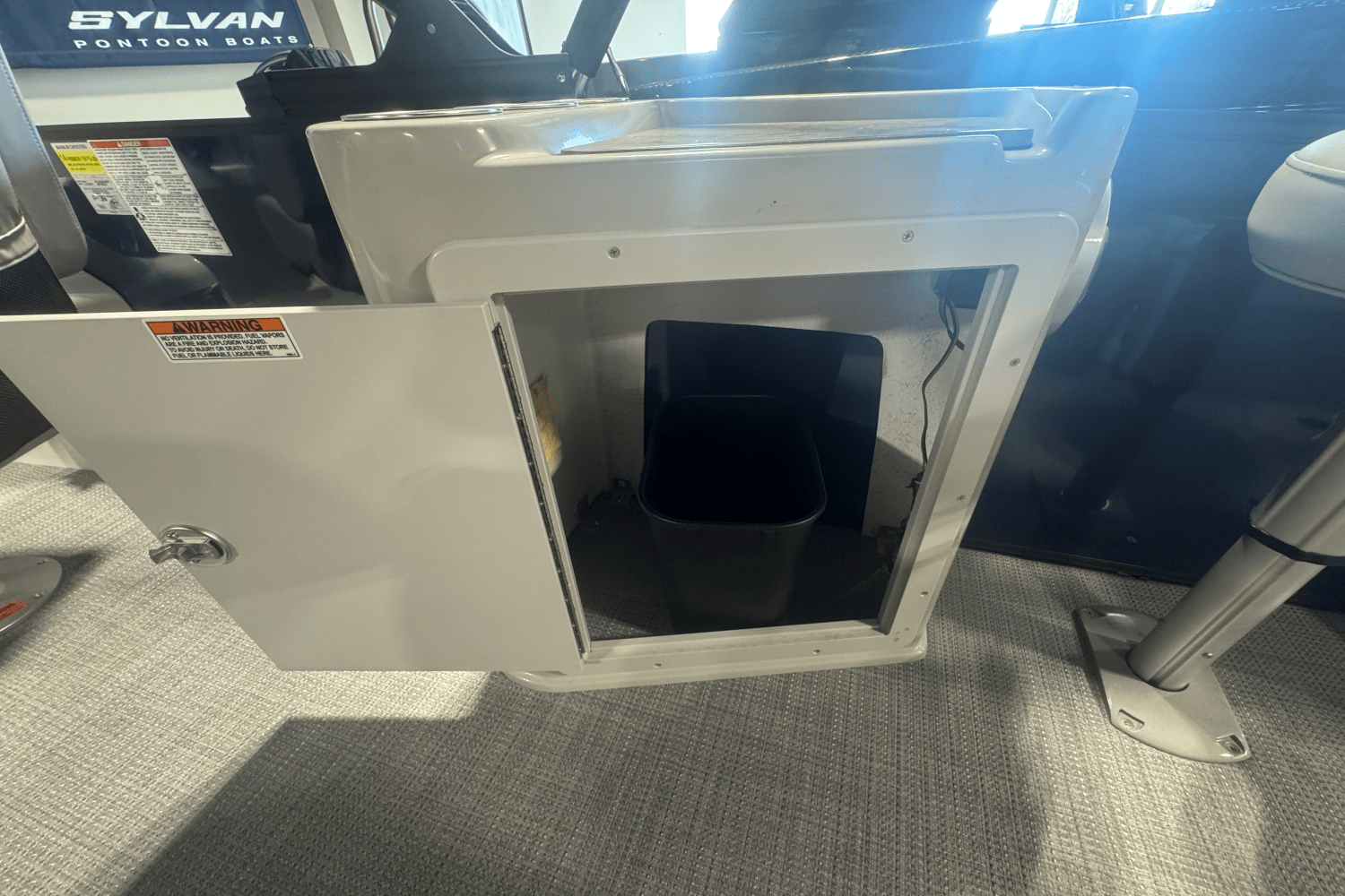 2025 Sylvan L5 Image Thumbnail #21