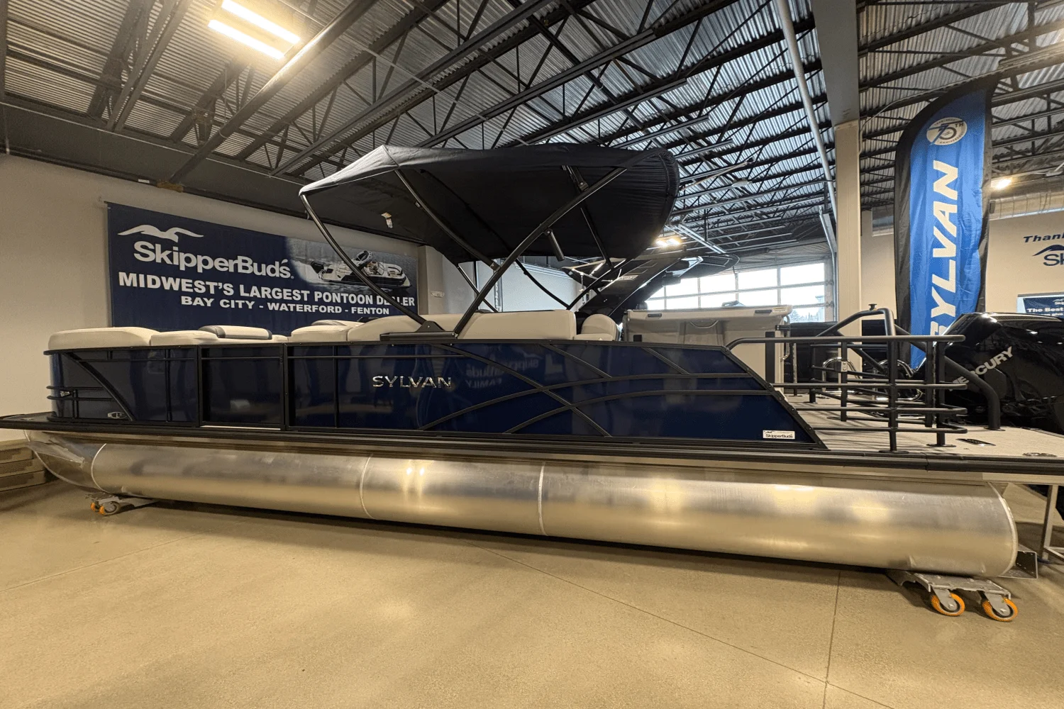 2025 Sylvan L5 Image Thumbnail #1